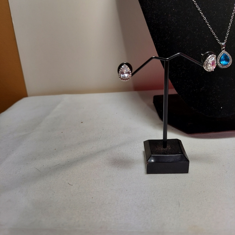 Fashion jewelry